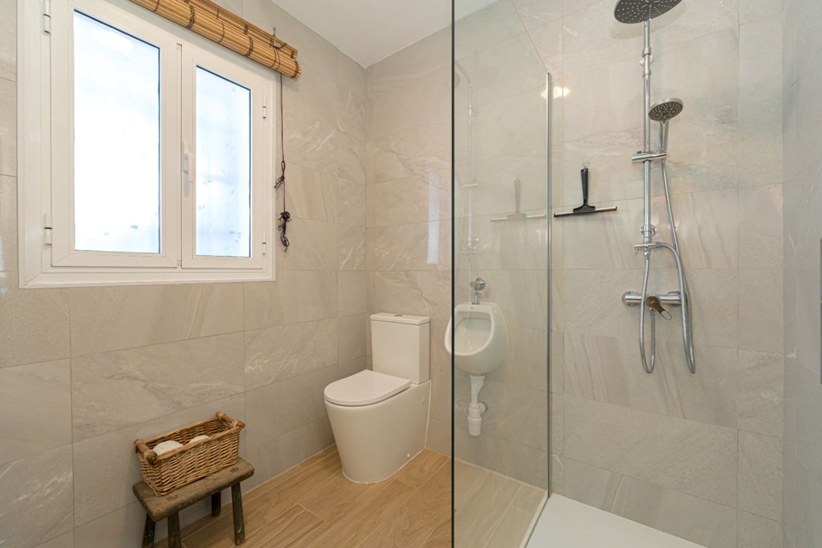 5 bedroom Villa for sale in Benissa with pool garage - € 895,000 (Ref: 9383945)