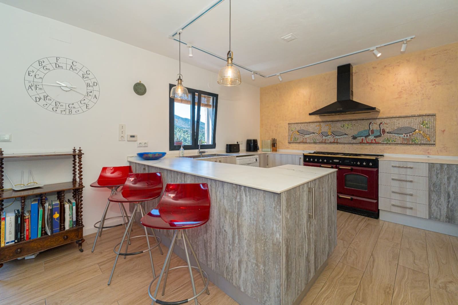 5 bedroom Villa for sale in Benissa with pool garage - € 895,000 (Ref: 9383945)