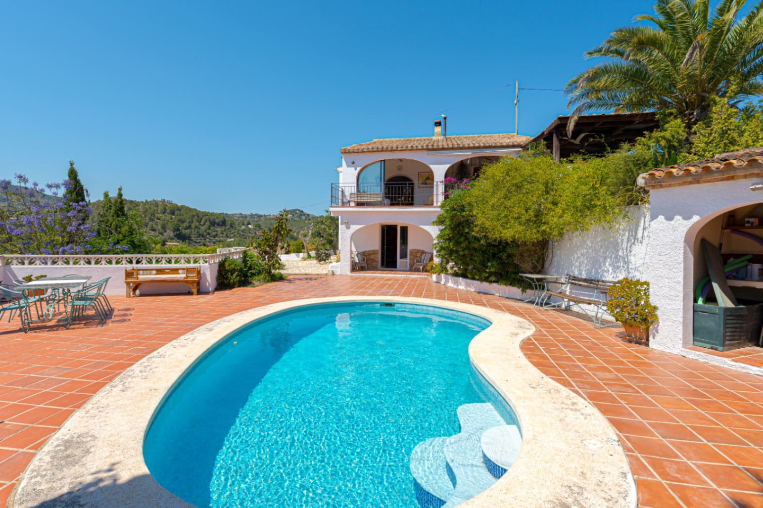 5 bedroom Villa for sale in Benissa with pool garage - € 895,000 (Ref: 9383945)