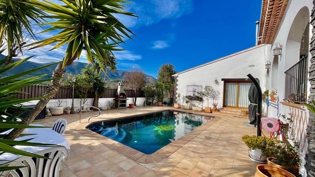 6 sovrum Villa till salu i Alcalalí / Alcanalí med pool garage - 649 950 € (Ref: 9383946)