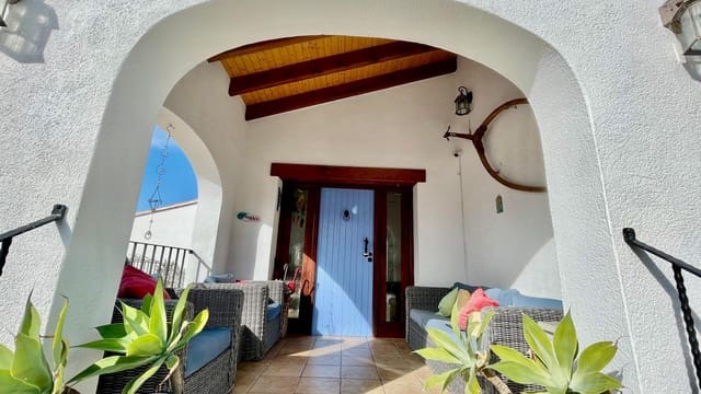6 sovrum Villa till salu i Alcalalí / Alcanalí med pool garage - 649 950 € (Ref: 9383946)