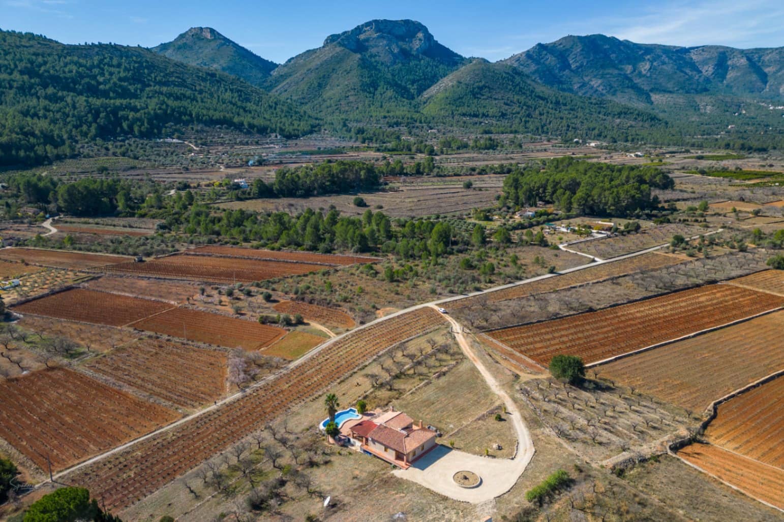 2 slaapkamer Villa te koop in Jalon / Xalo met zwembad garage - € 950.000 (Ref: 9383947)