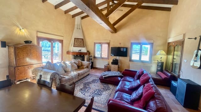 2 slaapkamer Villa te koop in Jalón / Xaló met zwembad garage - € 950.000 (Ref: 9383947)