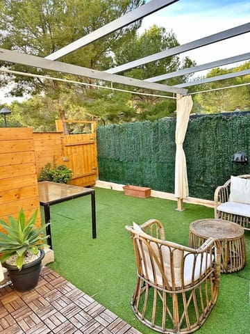 2 makuuhuone Omakotitalo myytävänä paikassa Altea mukana uima-altaan 
autotalli - 230 000 € (Ref: 9383948)