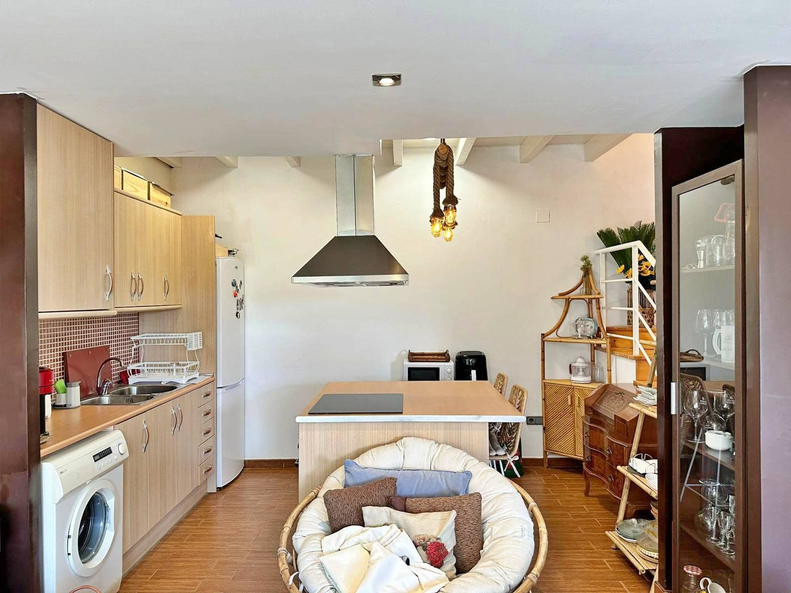 2 makuuhuone Omakotitalo myytävänä paikassa Altea mukana uima-altaan 
autotalli - 230 000 € (Ref: 9383948)