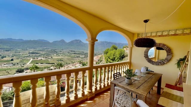 3 bedroom Townhouse for sale in Jalón / Xaló with pool garage - € 270,000 (Ref: 9383949)