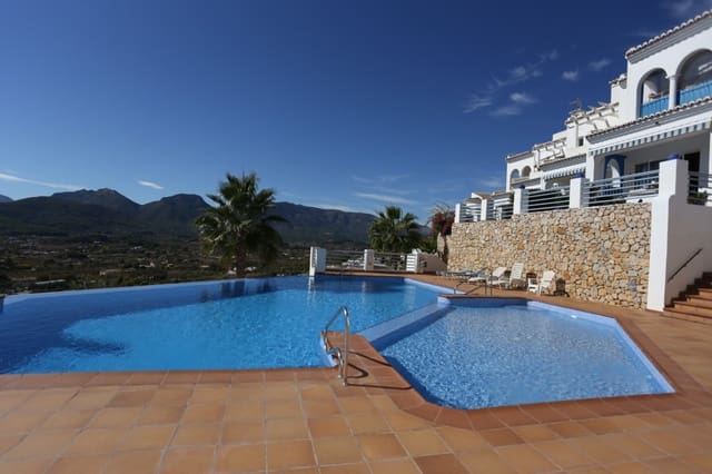 2 bedroom Townhouse for sale in Jalón / Xaló with pool garage - € 229,000 (Ref: 9383950)