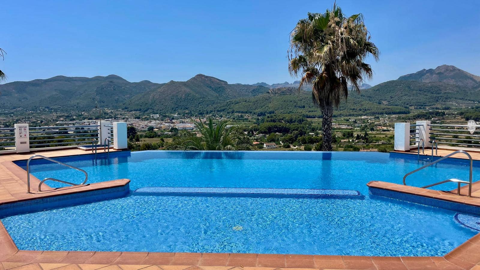 2 slaapkamer Huis te koop in Jalon / Xalo met zwembad garage - € 229.000 (Ref: 9383950)