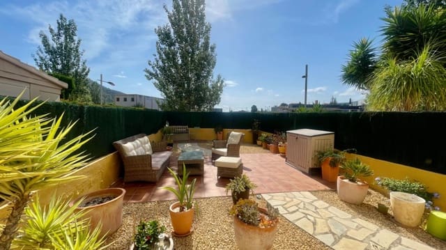 3 bedroom Townhouse for sale in Alcalalí / Alcanalí with pool garage - € 275,000 (Ref: 9383951)