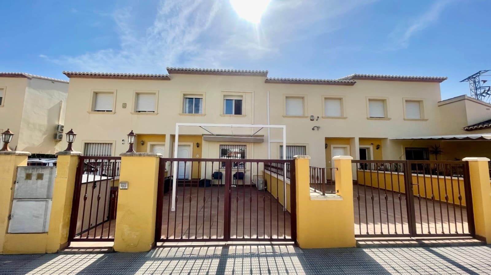 3 bedroom Townhouse for sale in Alcalali / Alcanali with pool garage - € 275,000 (Ref: 9383951)