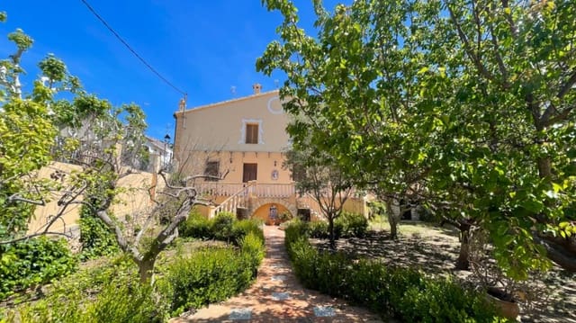 7 bedroom Villa for sale in Parcent - € 545,000 (Ref: 9383952)