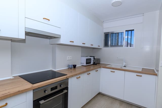 1 makuuhuone Huoneisto myytävänä paikassa La Villajoyosa / Vila Joiosa mukana uima-altaan - 169 000 € (Ref: 9412869)