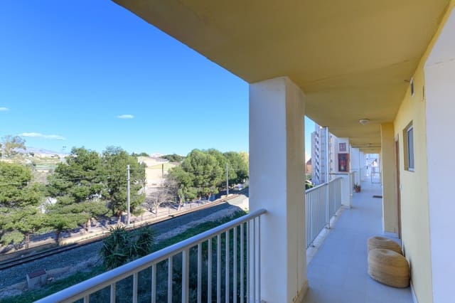 1 makuuhuone Huoneisto myytävänä paikassa La Villajoyosa / Vila Joiosa mukana uima-altaan - 169 000 € (Ref: 9412869)