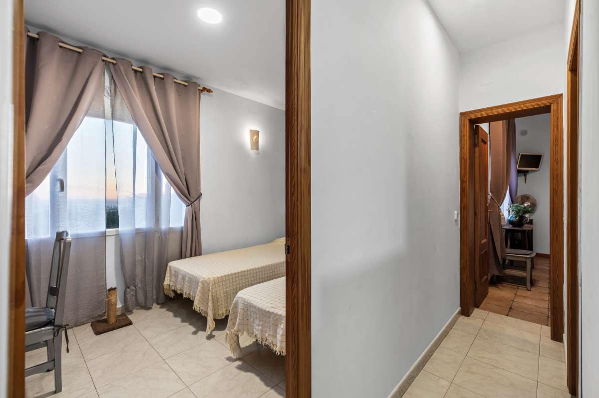 6 makuuhuone Huvila myytävänä paikassa Benissa mukana uima-altaan - 1 600 000 € (Ref: 9412870)