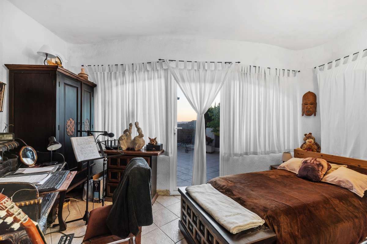 6 makuuhuone Huvila myytävänä paikassa Benissa mukana uima-altaan - 1 600 000 € (Ref: 9412870)