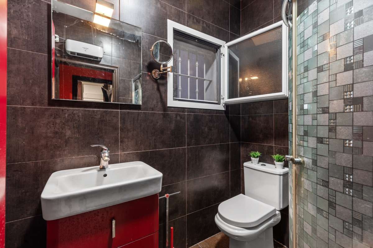 6 makuuhuone Huvila myytävänä paikassa Benissa mukana uima-altaan - 1 600 000 € (Ref: 9412870)