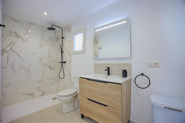 4 soverom Villa til salgs i Moraira, Teulada-Moraira med svømmebasseng - € 599 500 (Ref: 9412871)