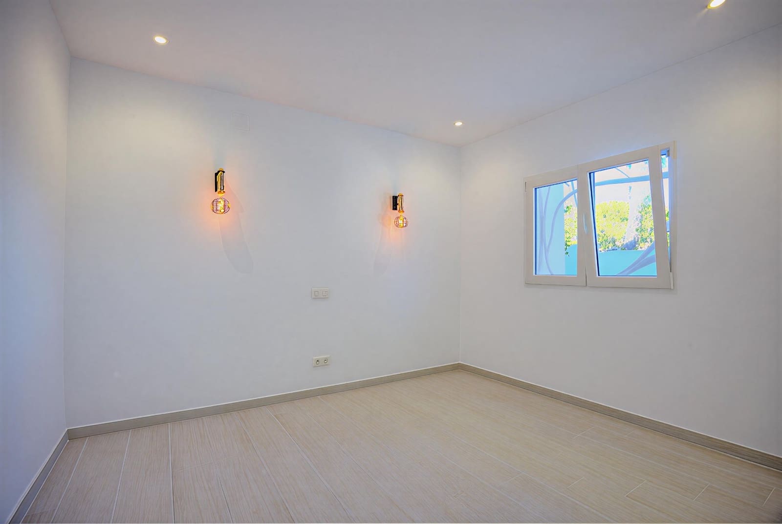 4 soverom Villa til salgs i Moraira med svømmebasseng - € 599 500 (Ref: 9412871)