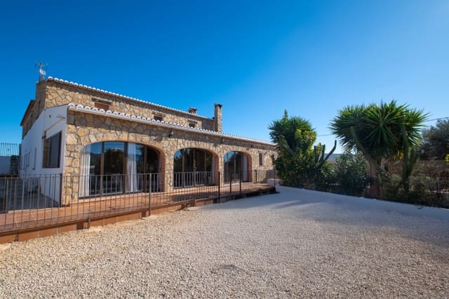 7 bedroom Finca/Country House for sale in Benissa with pool garage - € 970,000 (Ref: 9425369)