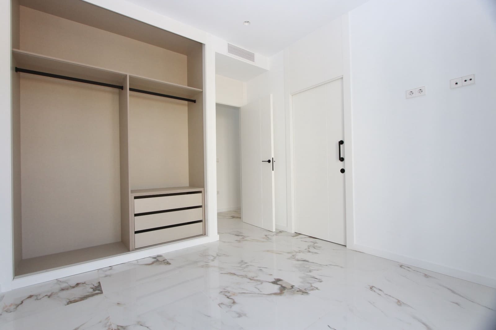 3 slaapkamer Penthouse te koop in La Villajoyosa / Vila Joiosa met zwembad - € 1.550.000 (Ref: 9427978)