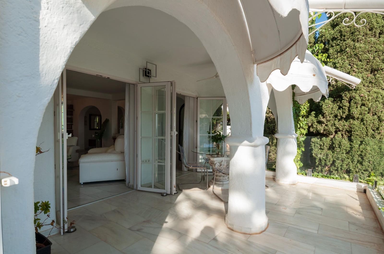 Chalet de 4 habitaciones en Calpe / Calp en venta con piscina - 1.400.000 € (Ref: 9427982)