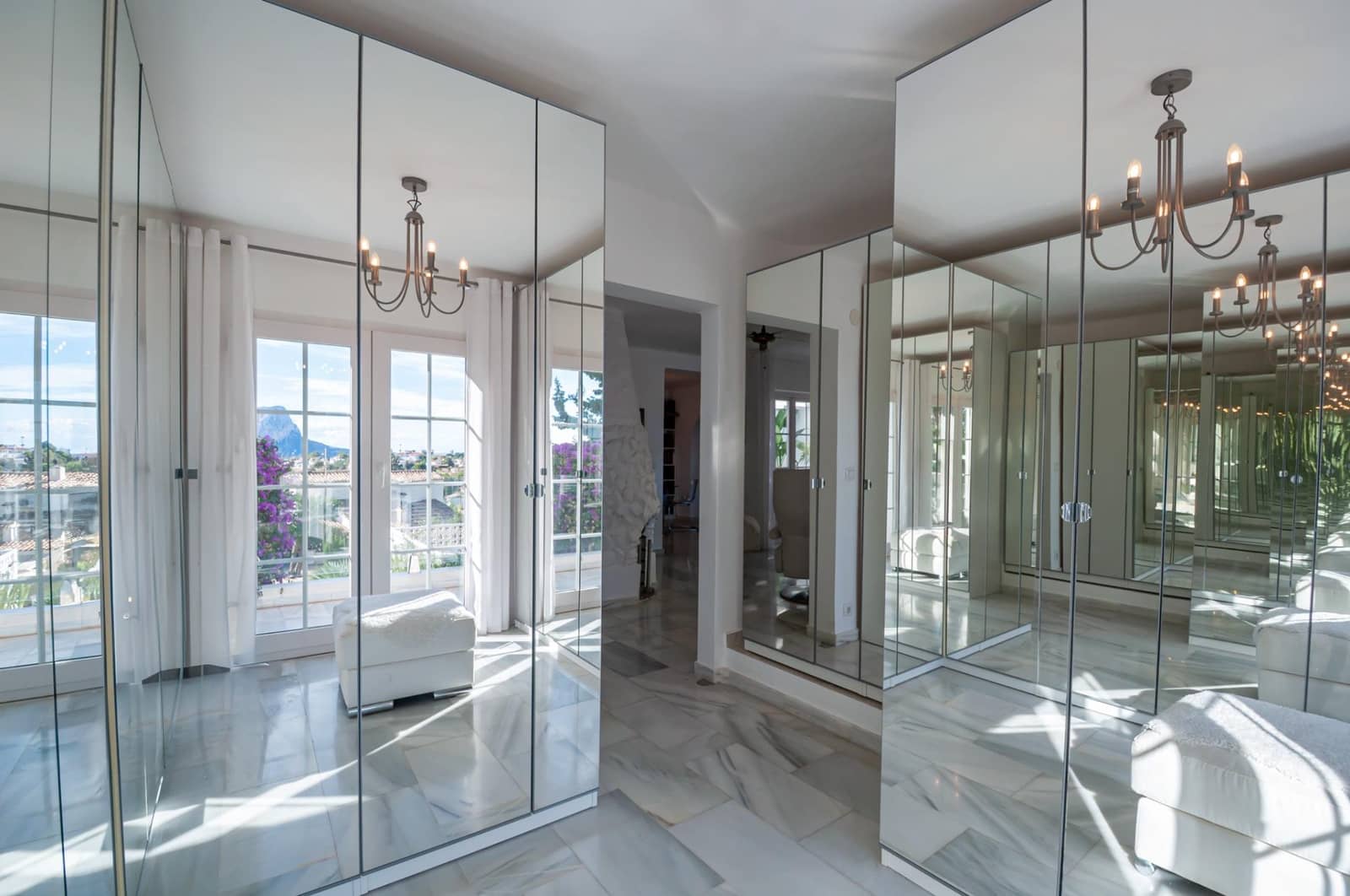 Chalet de 4 habitaciones en Calpe / Calp en venta con piscina - 1.400.000 € (Ref: 9427982)