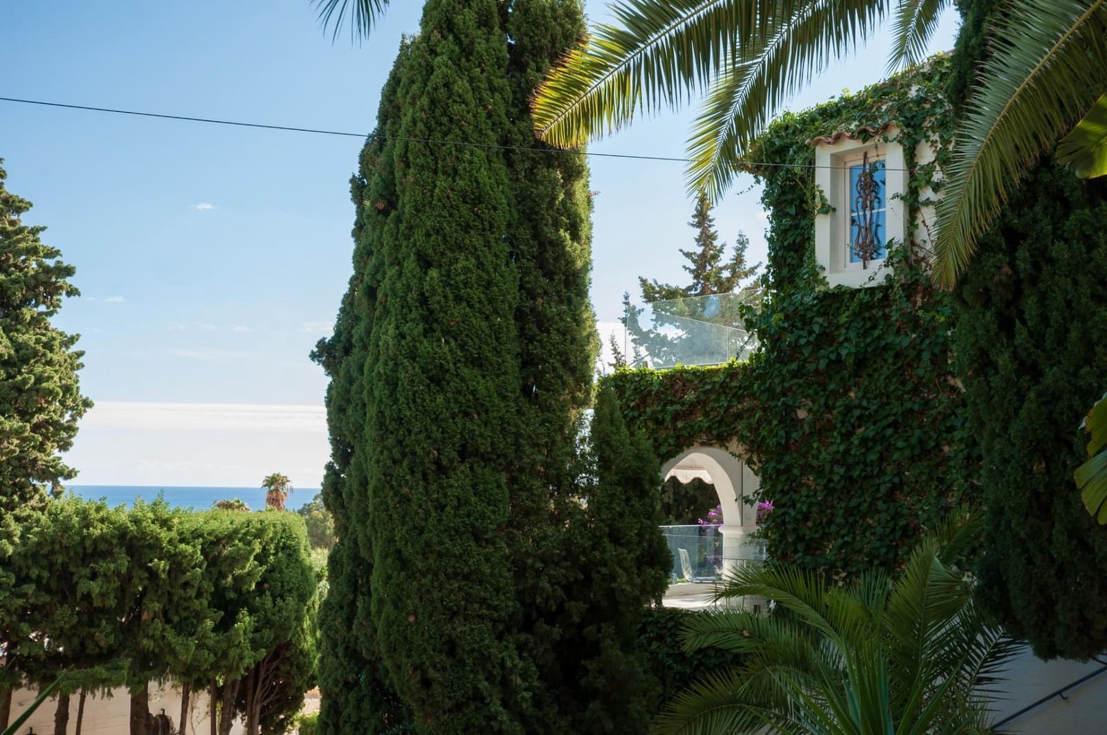 Chalet de 4 habitaciones en Calpe / Calp en venta con piscina - 1.400.000 € (Ref: 9427982)