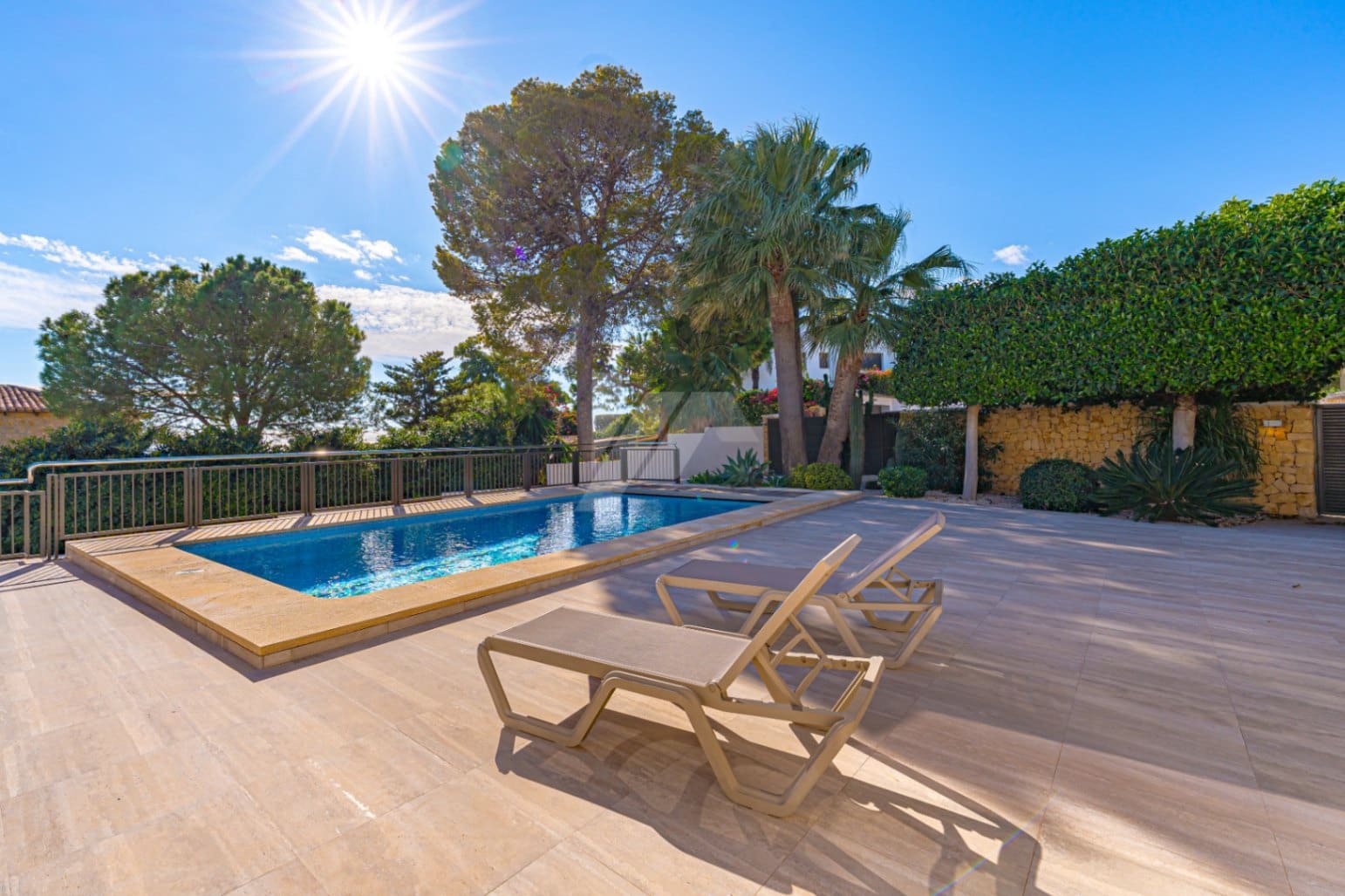 4 Zimmer Villa zu verkaufen in Moraira mit Pool Garage - 3.300.000 € (Ref: 9427983)