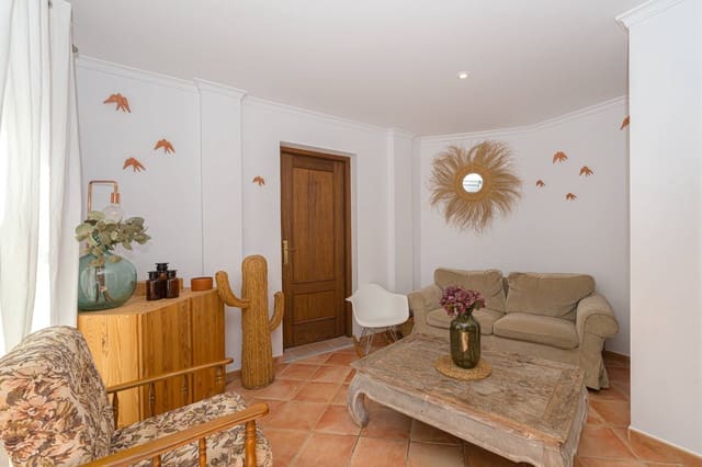 4 bedroom Villa for sale in Alcalalí / Alcanalí with pool - € 375,000 (Ref: 9427984)