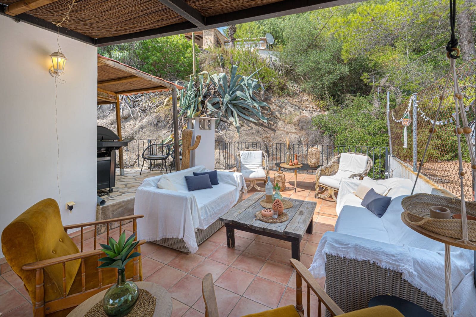 4 bedroom Villa for sale in Alcalali / Alcanali with pool - € 375,000 (Ref: 9427984)