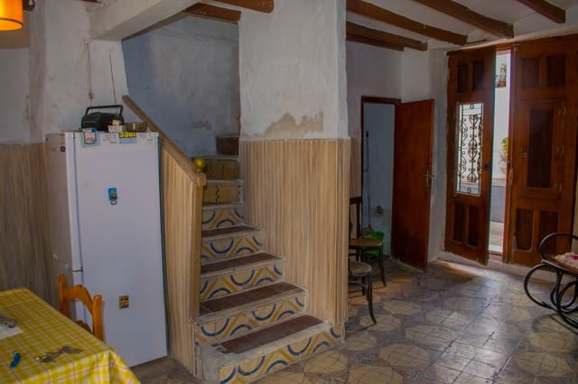 9 bedroom Townhouse for sale in Calpe / Calp - € 410,000 (Ref: 9427992)