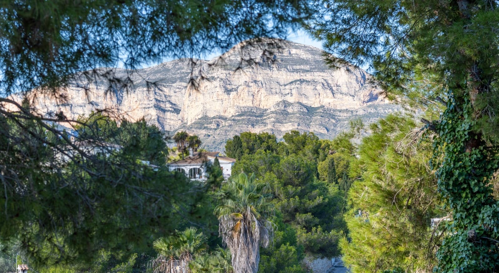 4 makuuhuone Huvila myytävänä paikassa Javea / Xabia mukana uima-altaan - 680 000 € (Ref: 9444614)