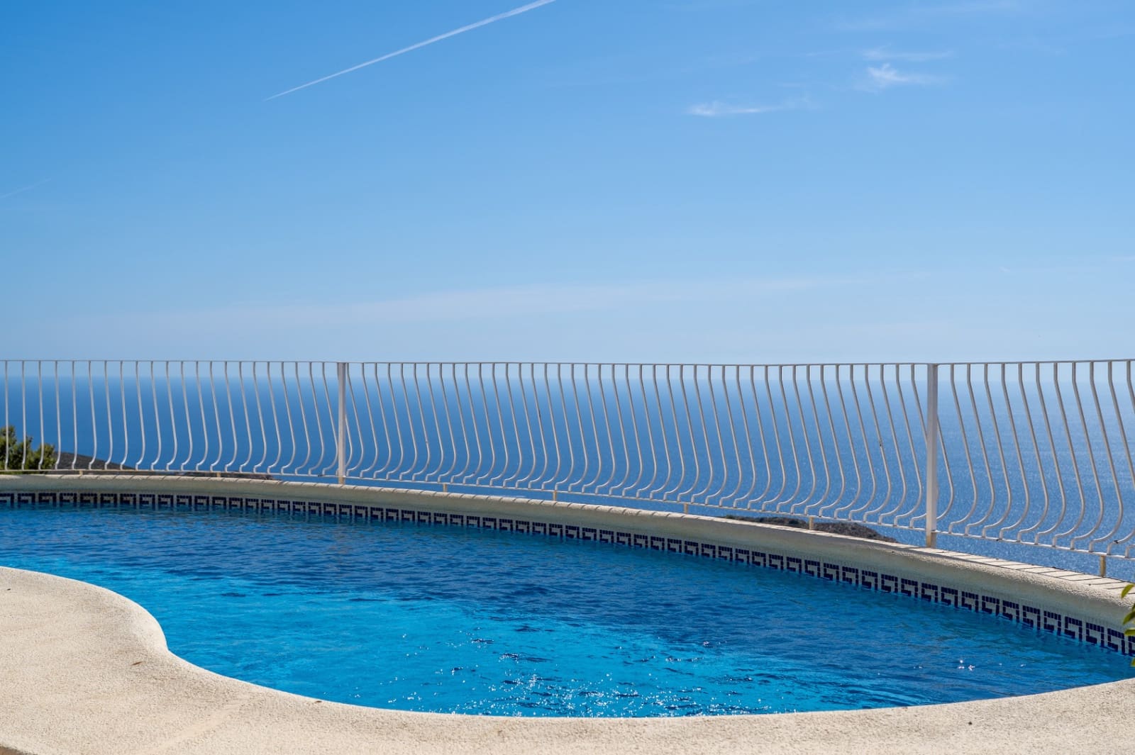 3 bedroom Villa for sale in Benitachell / Benitatxell with pool - € 695,000 (Ref: 9444621)