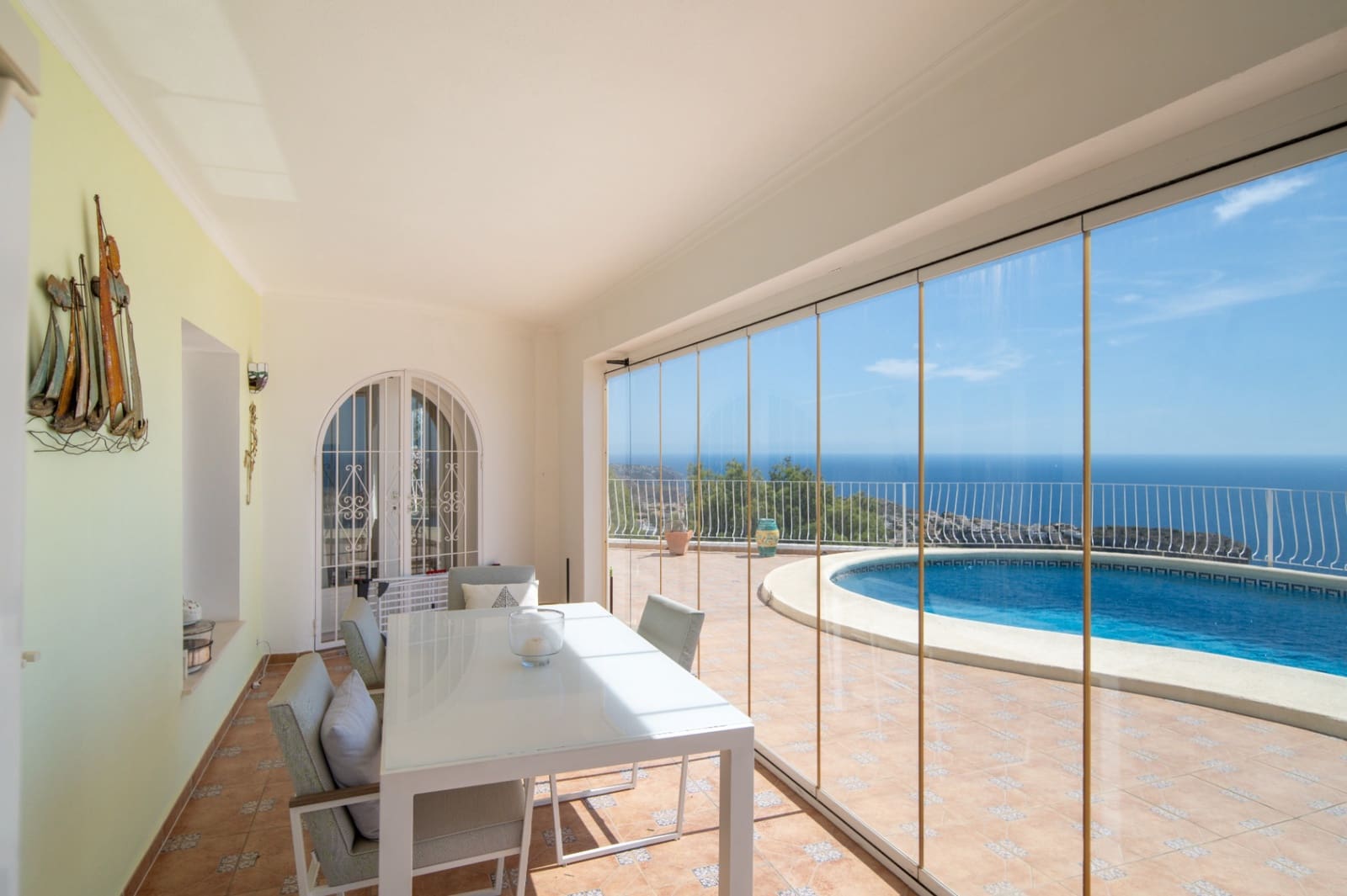 3 bedroom Villa for sale in Benitachell / Benitatxell with pool - € 695,000 (Ref: 9444621)