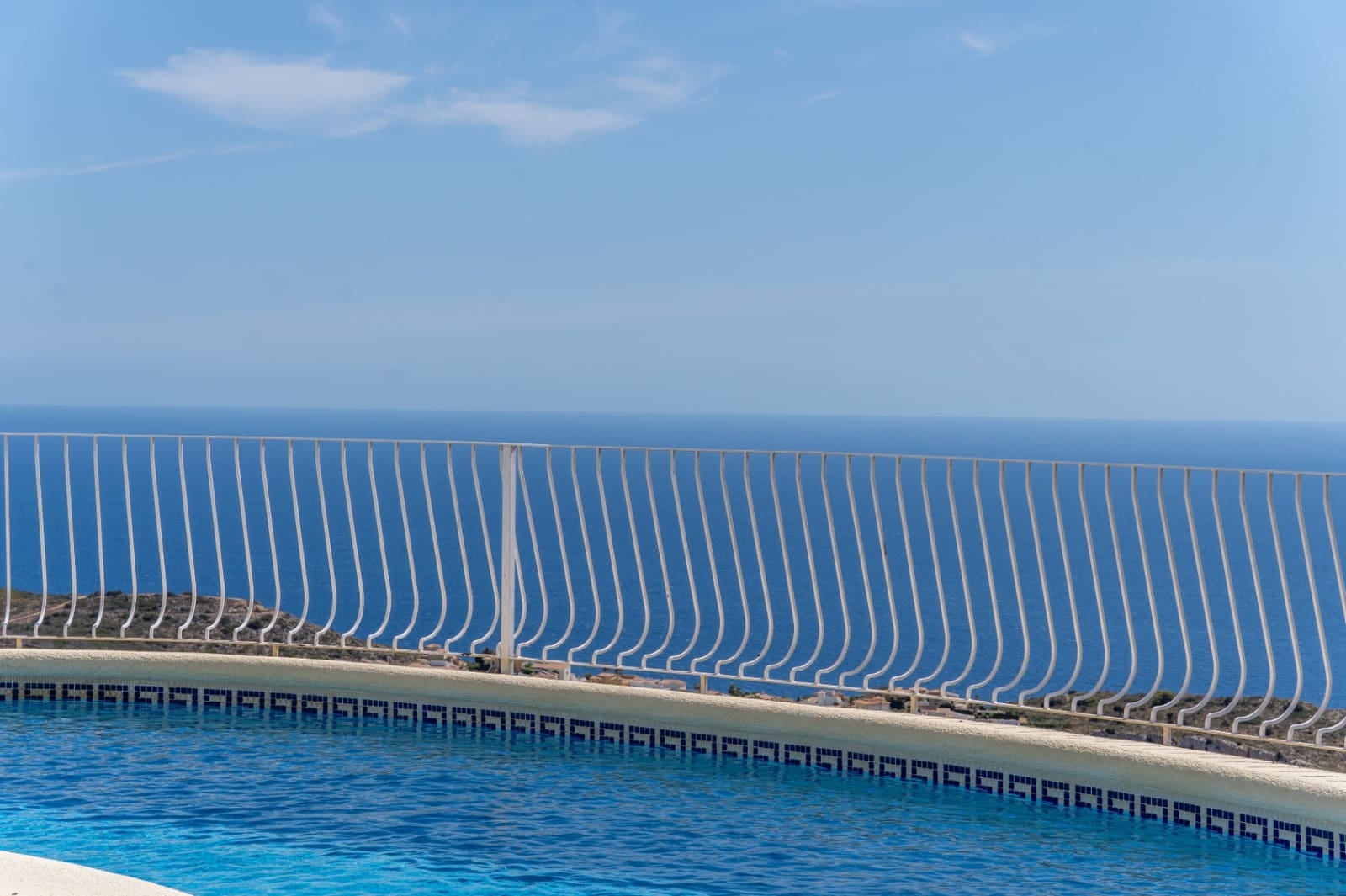 3 bedroom Villa for sale in Benitachell / Benitatxell with pool - € 695,000 (Ref: 9444621)