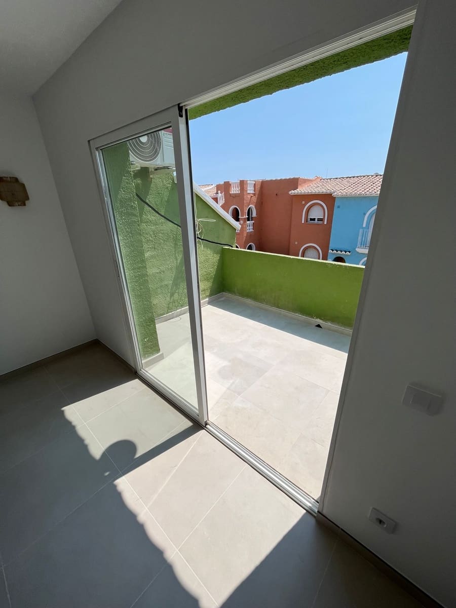 2 bedroom Apartment for sale in Cumbre del Sol with pool - € 240,000 (Ref: 9460784)