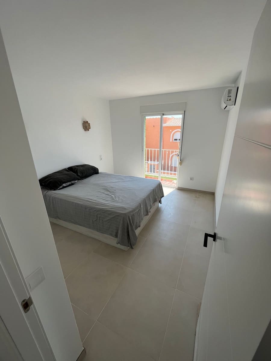 2 bedroom Apartment for sale in Cumbre del Sol with pool - € 240,000 (Ref: 9460784)