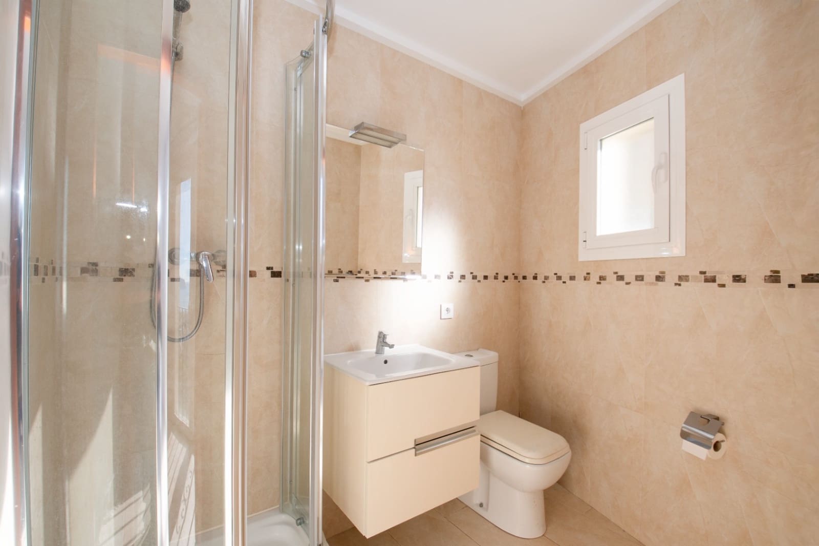 5 bedroom Villa for sale in Cumbre del Sol with pool garage - € 1,195,000 (Ref: 9496373)