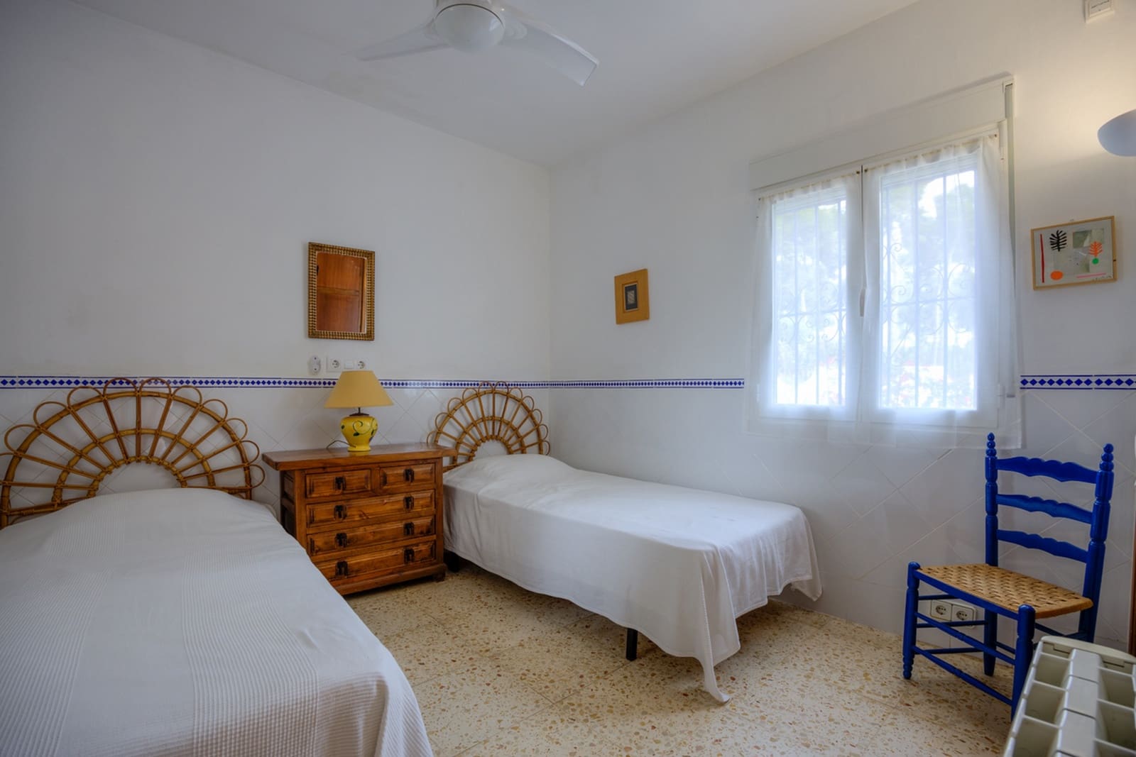 4 bedroom Villa for sale in Moraira with pool - € 599,000 (Ref: 9496509)