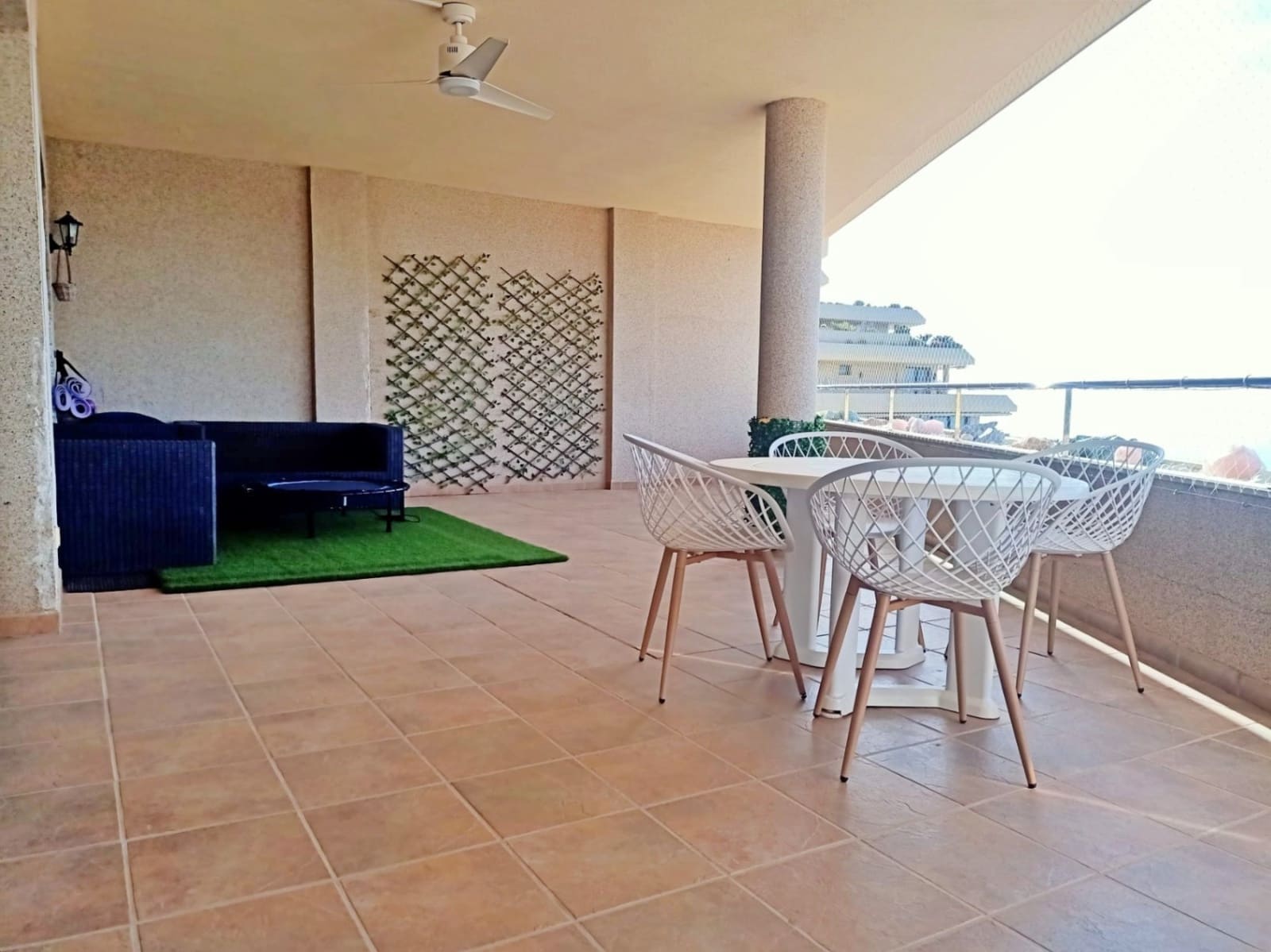 Ático de 2 habitaciones en Altea en venta con piscina garaje - 650.000 € (Ref: 9506531)