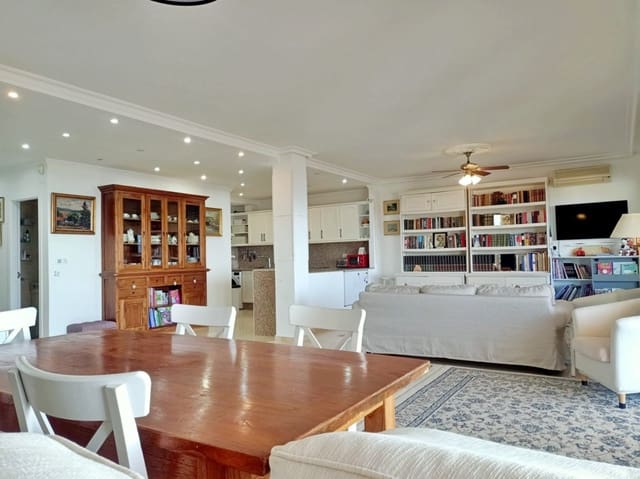 Ático de 2 habitaciones en Altea en venta con piscina garaje - 650.000 € (Ref: 9506531)