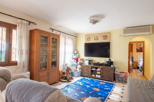 3 slaapkamer Villa te koop in Senija met zwembad garage - € 320.000 (Ref: 9539865)