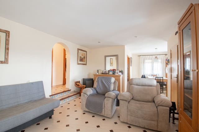 3 slaapkamer Villa te koop in Senija met zwembad garage - € 320.000 (Ref: 9539865)