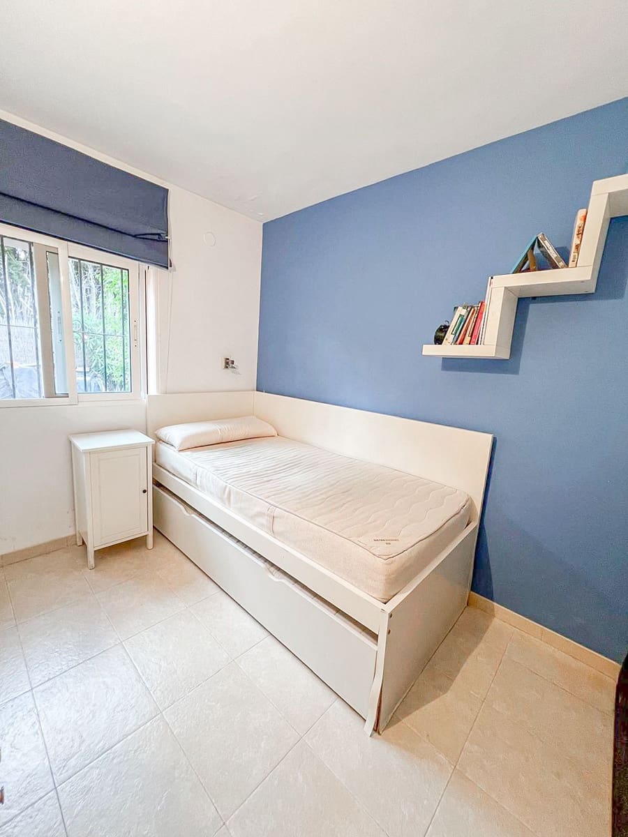 4 soveværelse Villa til salg i Benissa med swimmingpool garage - € 590.000 (Ref: 9542124)