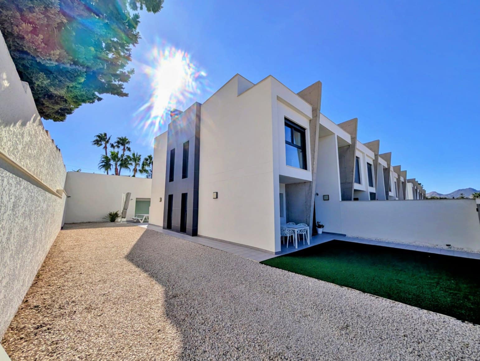 3 bedroom Townhouse for sale in Albir with pool - € 750,000 (Ref: 9542126)