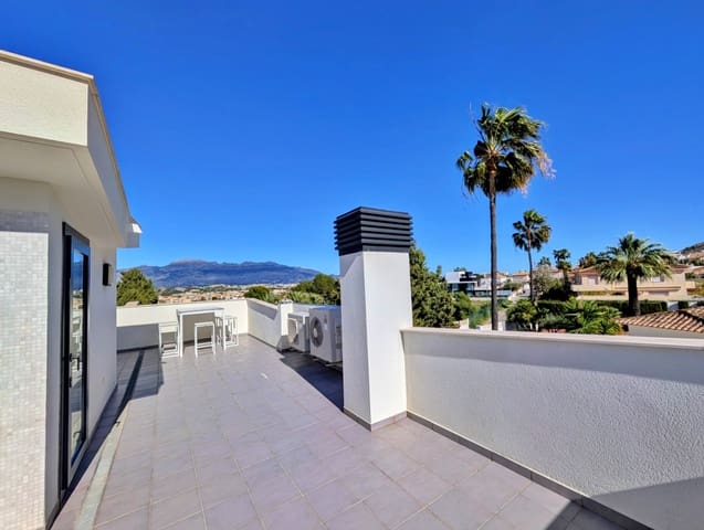 3 sypialnia Dom na sprzedaż w Albir, Alfaz del Pi / L'Alfàs del Pi z basenem - 750 000 € (Ref: 9542126)