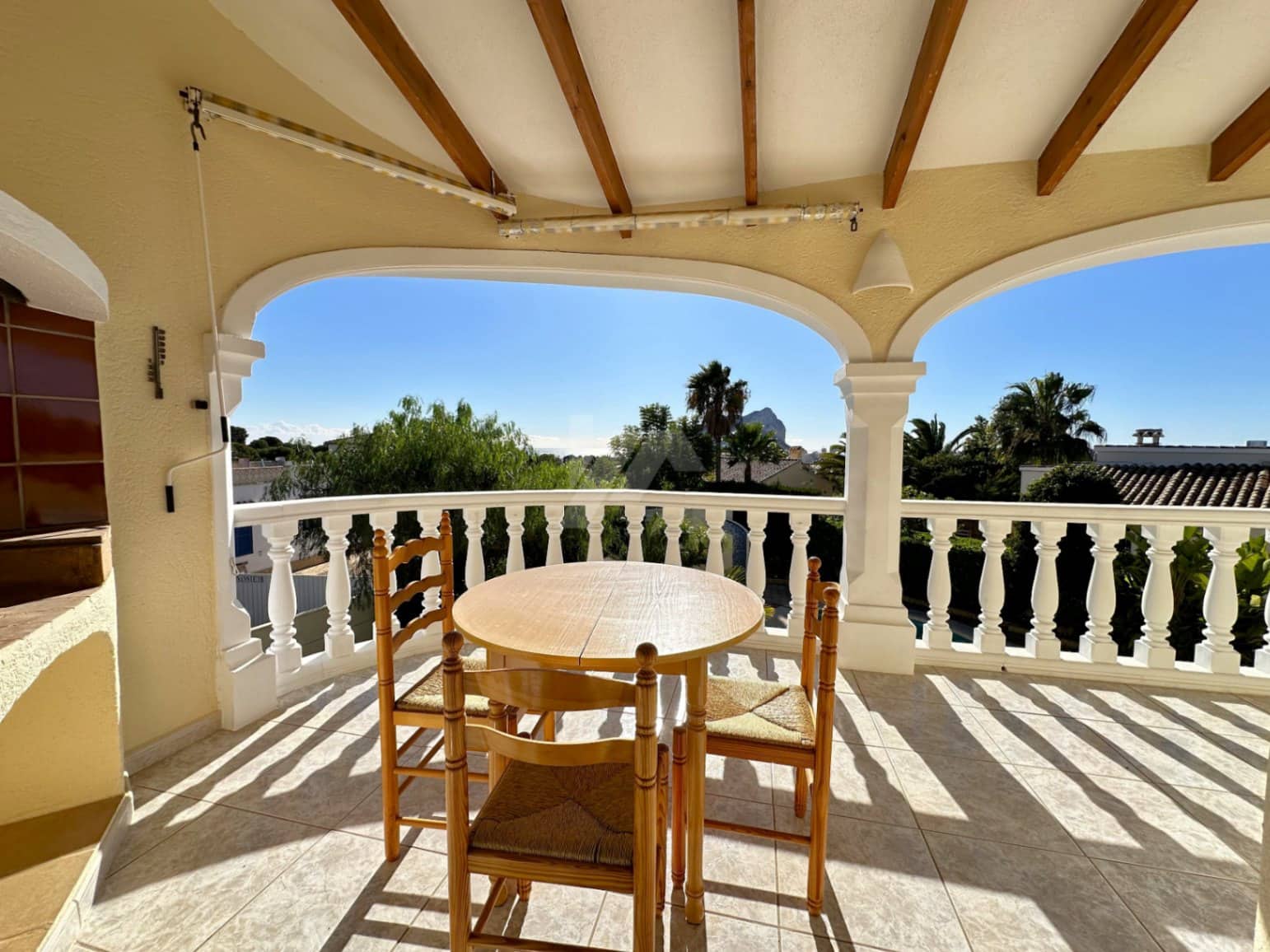 3 chambre Villa/Maison à vendre à Calpe / Calp avec piscine garage - 650 000 € (Ref: 9563842)