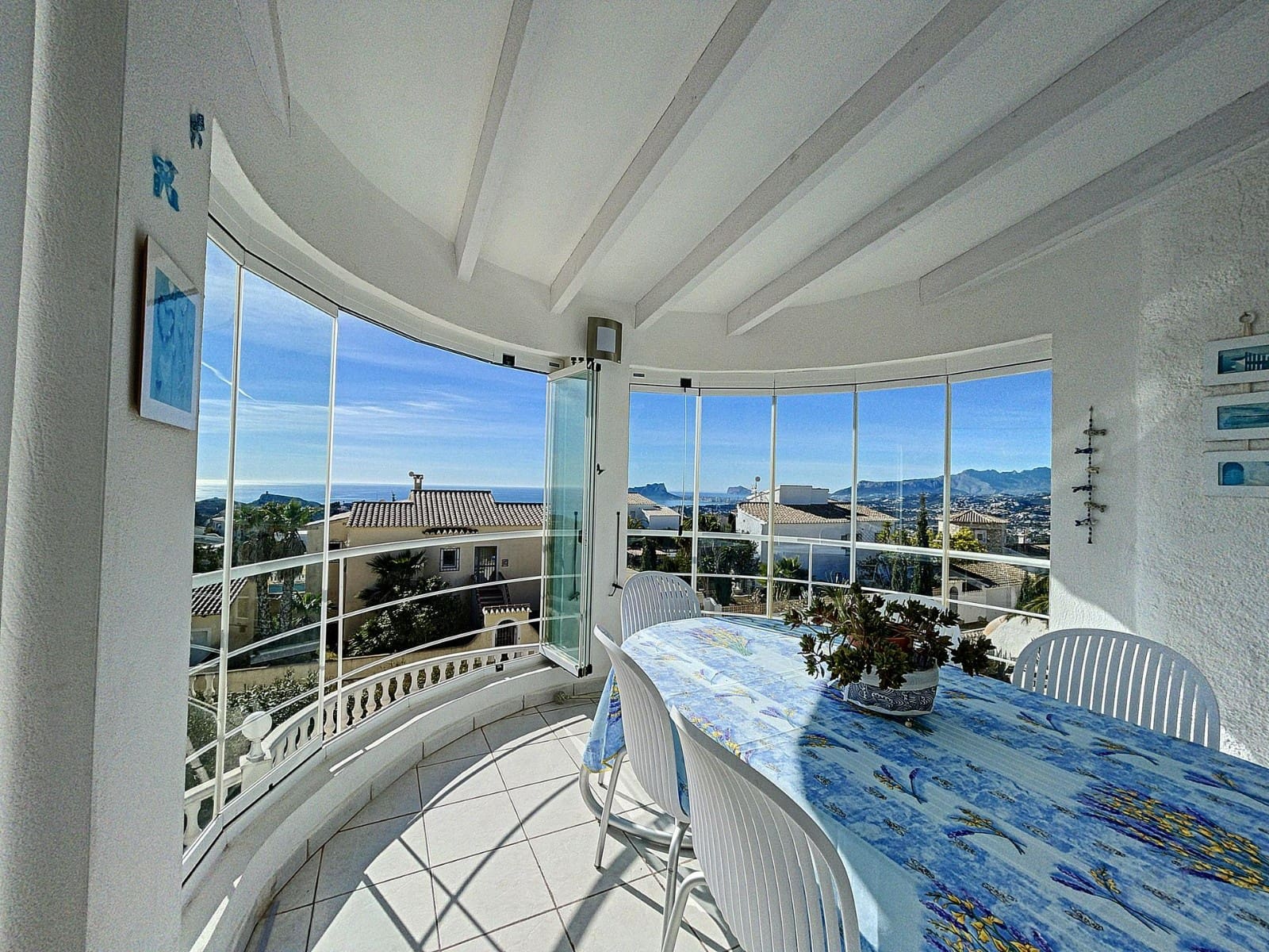 3 soveværelse Villa til salg i Cumbre del Sol med swimmingpool - € 650.000 (Ref: 9563845)