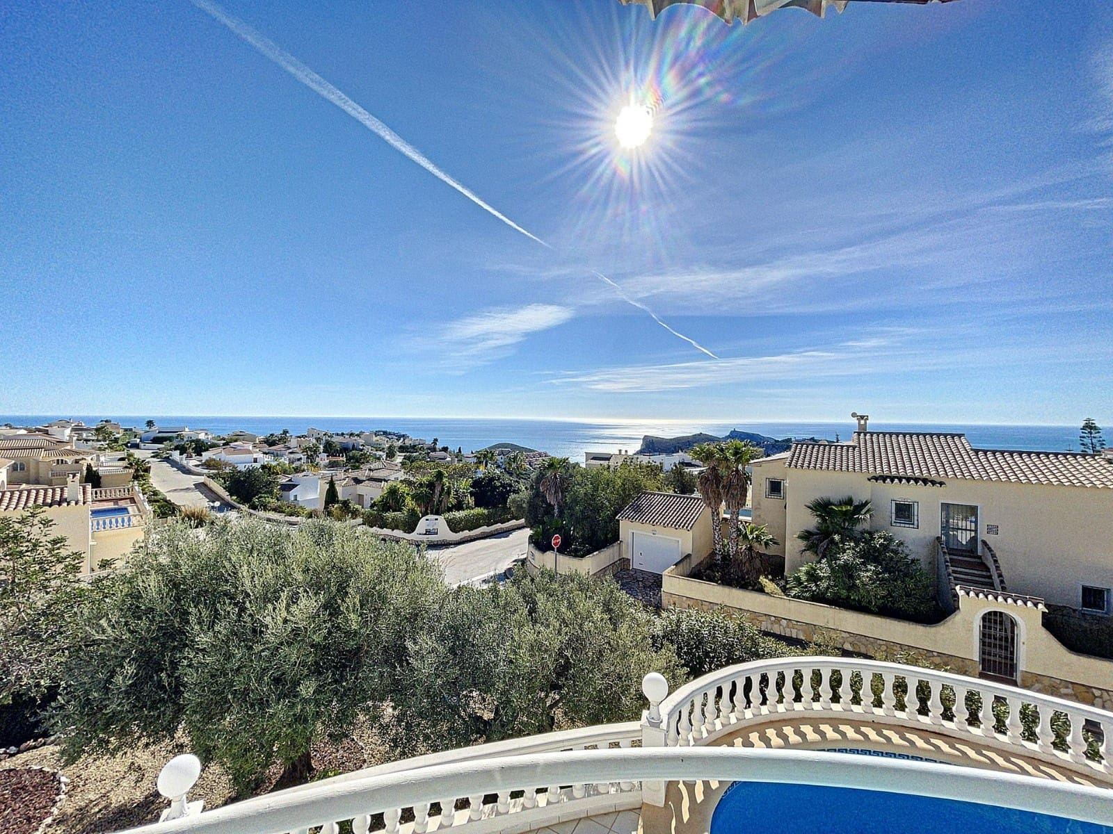 3 soveværelse Villa til salg i Cumbre del Sol med swimmingpool - € 650.000 (Ref: 9563845)