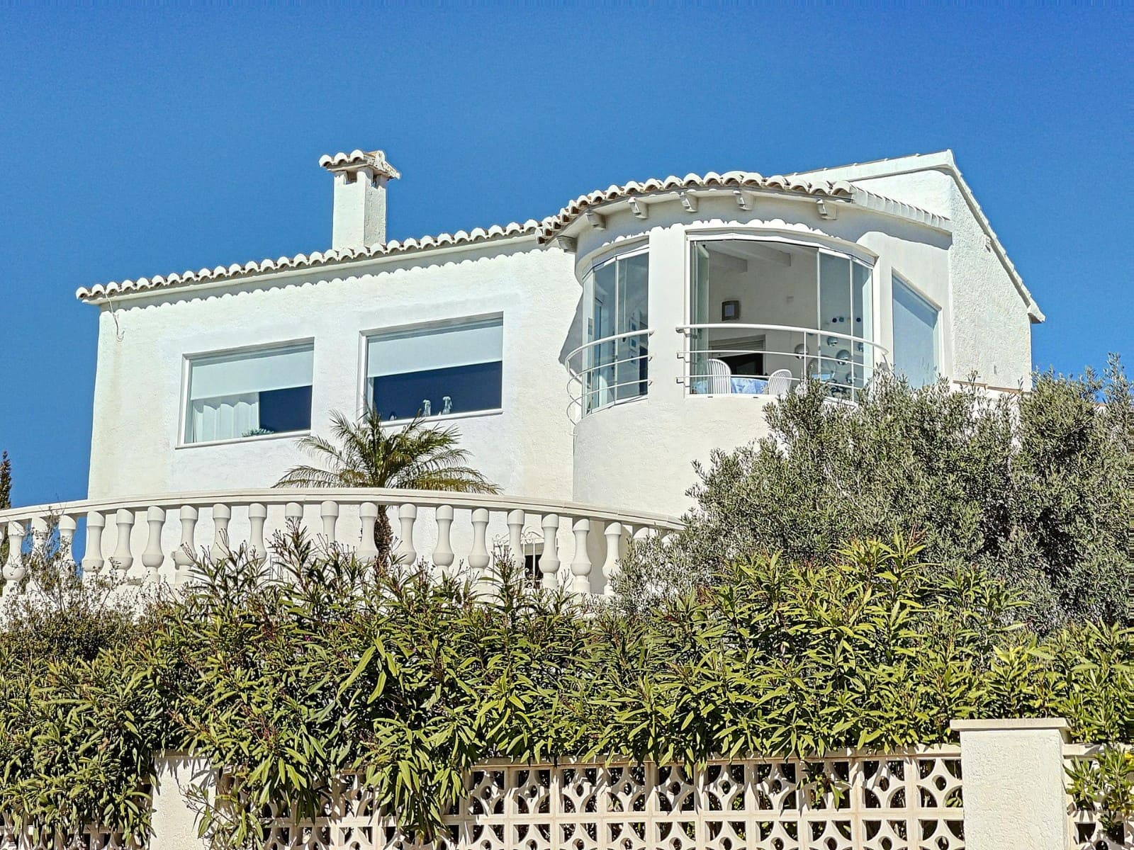 3 soveværelse Villa til salg i Cumbre del Sol med swimmingpool - € 650.000 (Ref: 9563845)